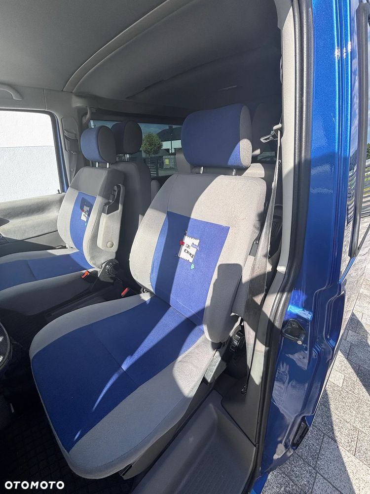 Volkswagen Multivan Standard - 13