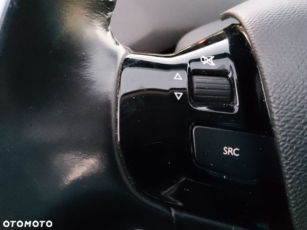 Peugeot 308 1.6 HDi Premium - 20