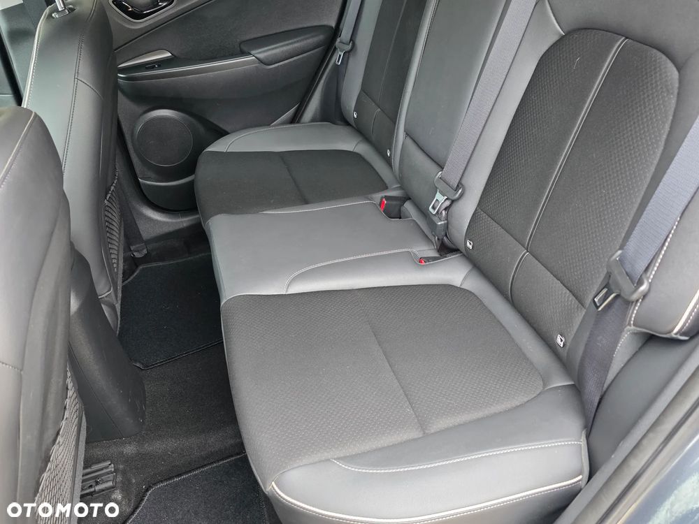 Hyundai Kona - 26
