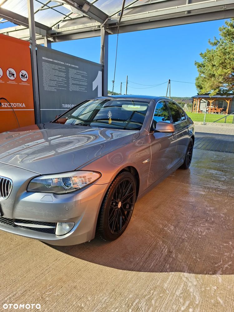 BMW Seria 5 535i Sport-Aut Luxury Line - 8