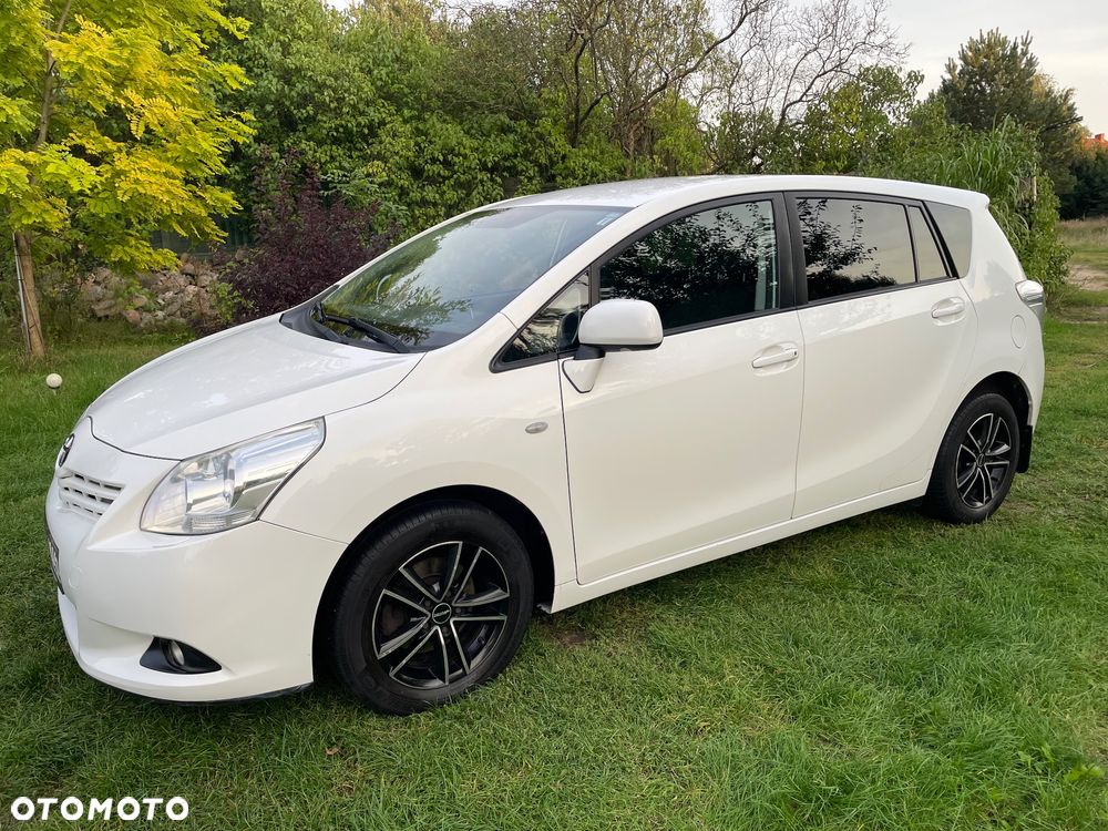 Toyota Verso 2.0 D-4D Sol 7os - 6