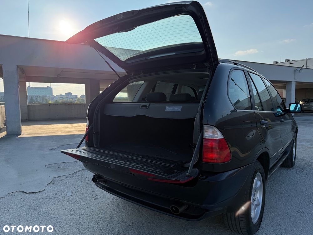 BMW X5 3.0 i - 18