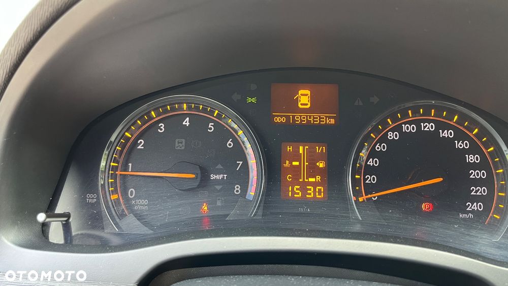 Toyota Avensis 1.8 Sol - 24