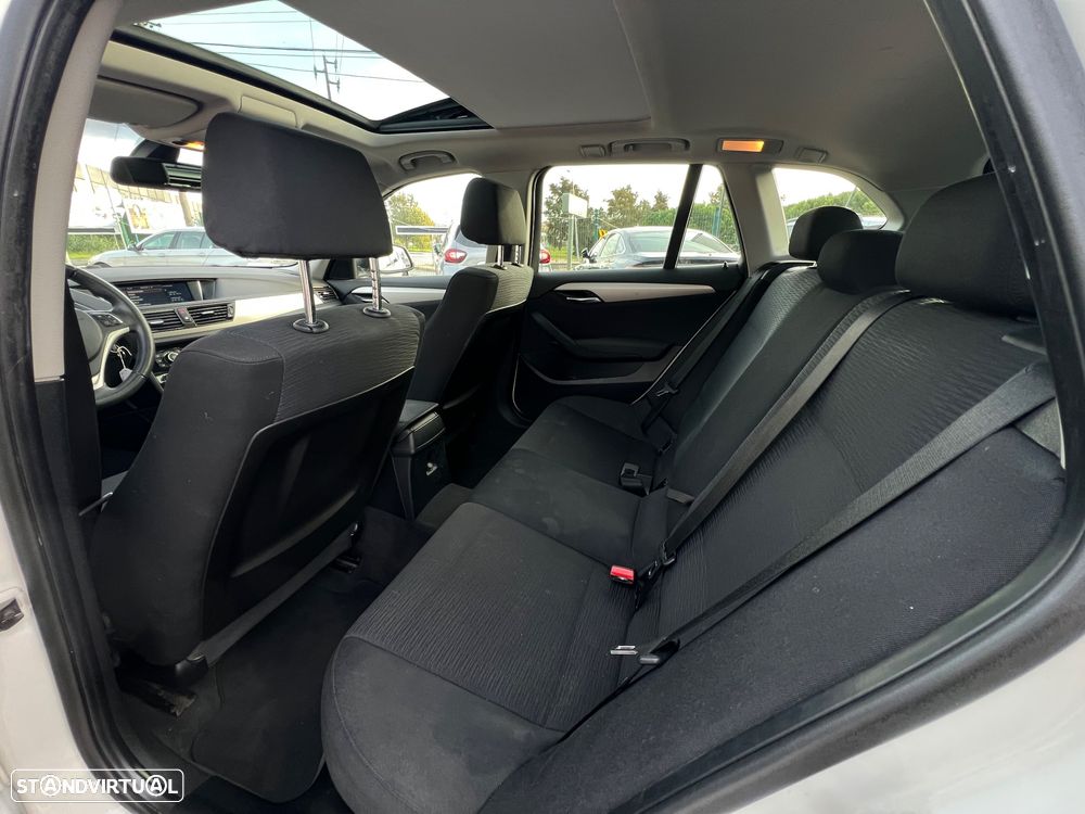 BMW X1 20 d sDrive EDynamics Line Sport - 12