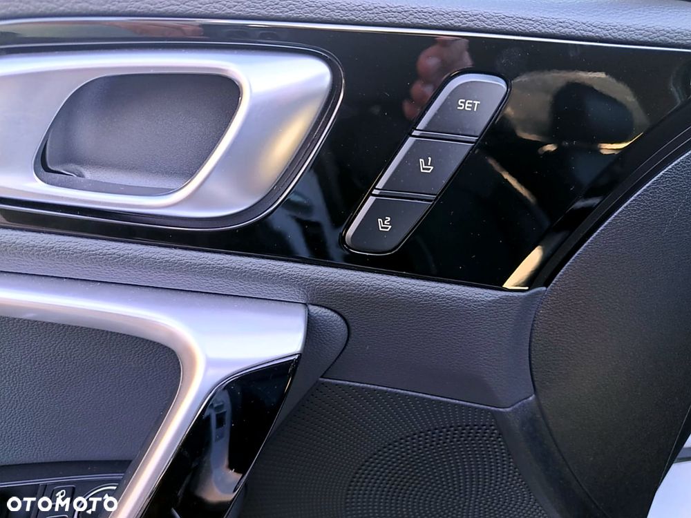 Kia XCeed 1.6 T-GDI OPF DCT7 PLATINUM - 25