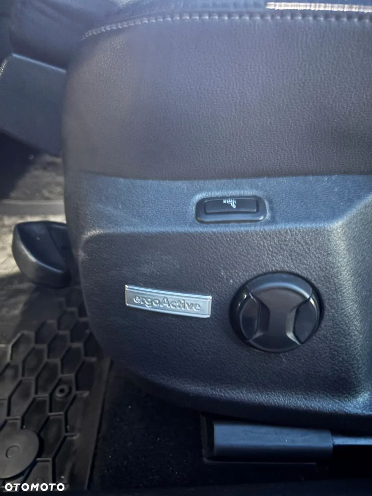 Volkswagen Golf 2.0 TDI BMT Highline DSG - 10