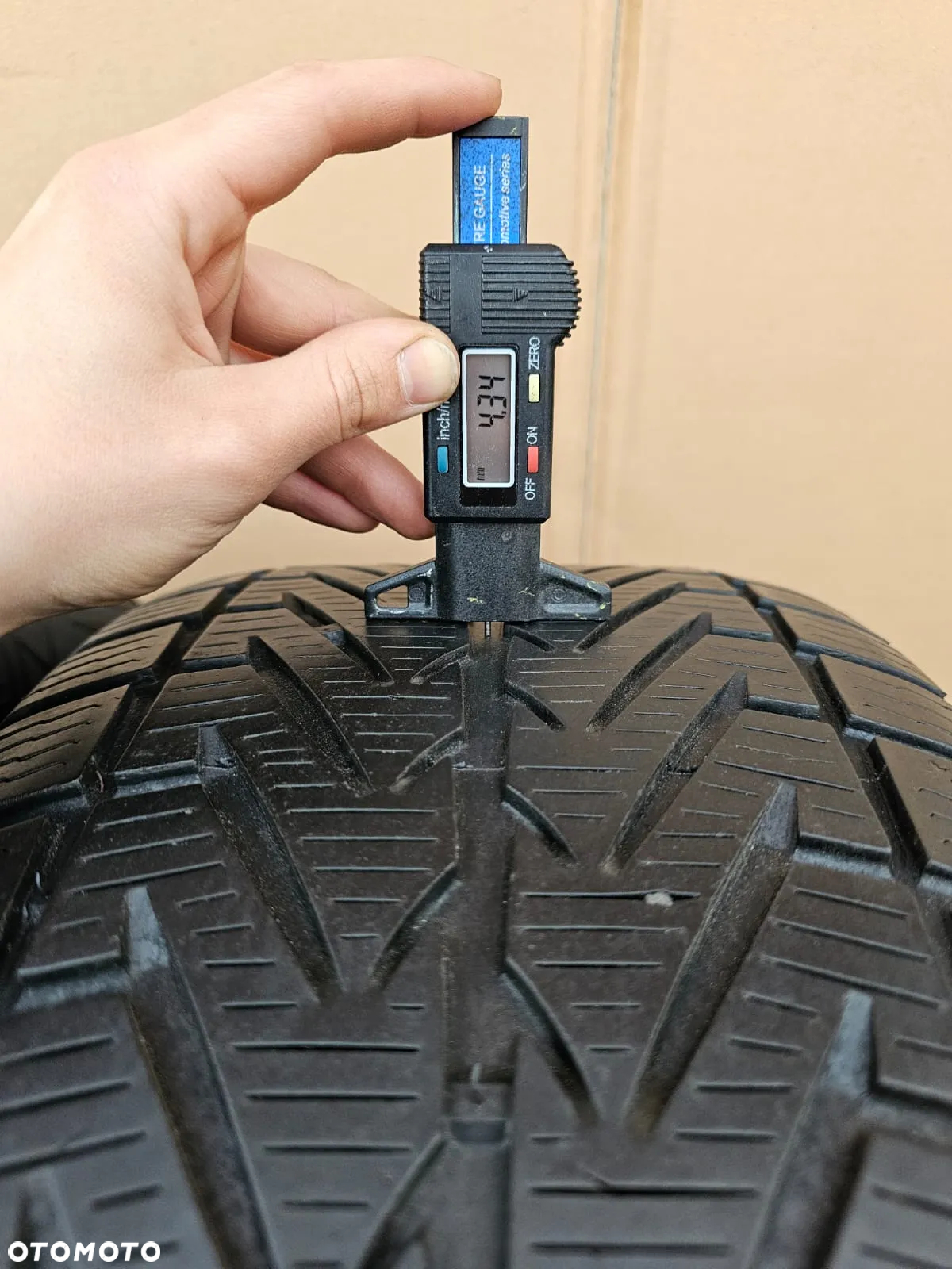 (O76) 235/45R17 97V 4,5mm 13r / Vredestein Wintrac Xtreme - 4