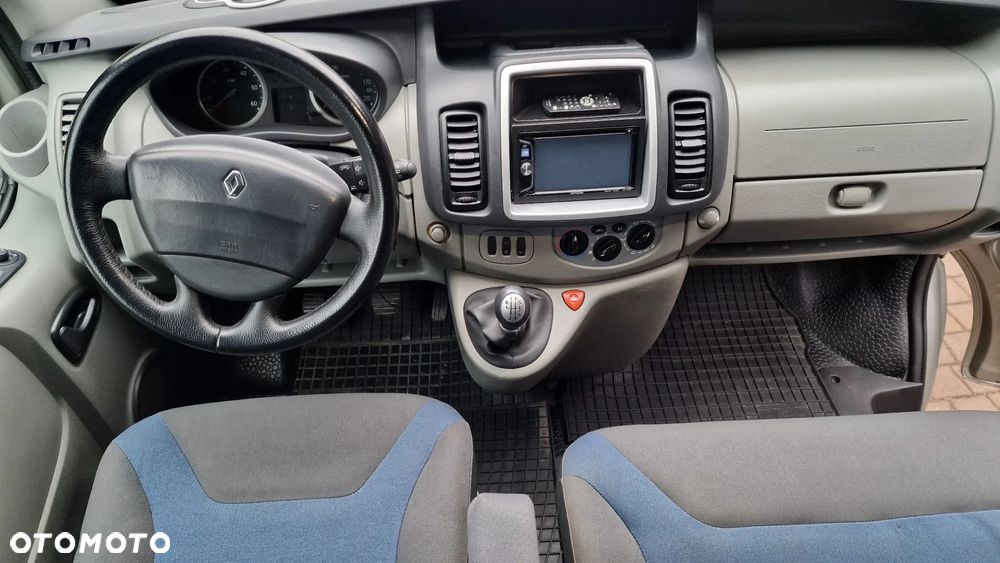 Renault Trafic Grand Passenger Pack Clim - 17