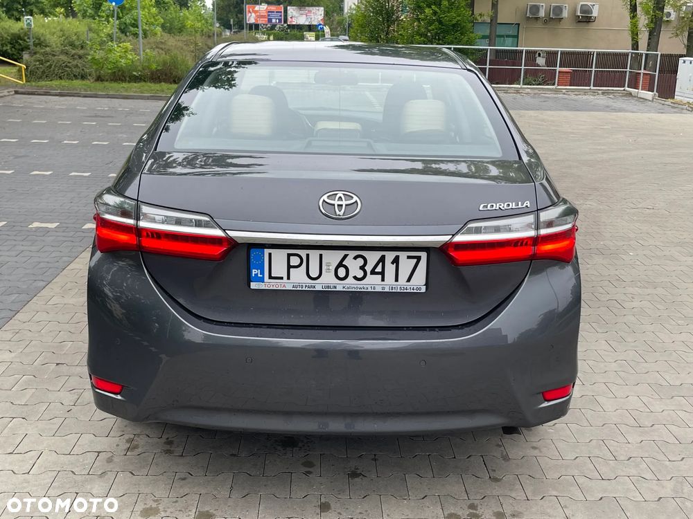 Toyota Corolla 1.6 Comfort - 3