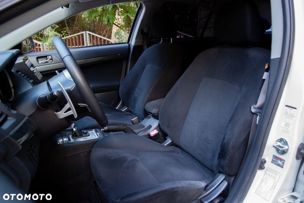 Mitsubishi Lancer 2.0 Ralliart MR - 23