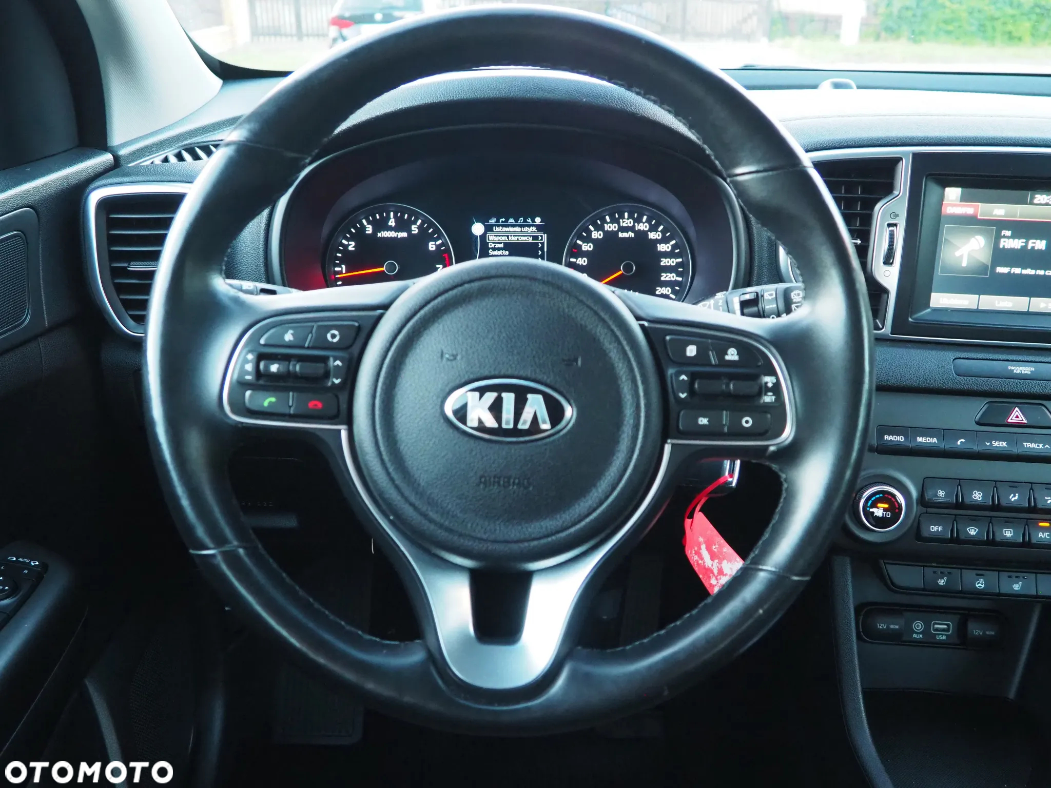 Kia Sportage 1.6 T-GDI Business Line 4WD - 37