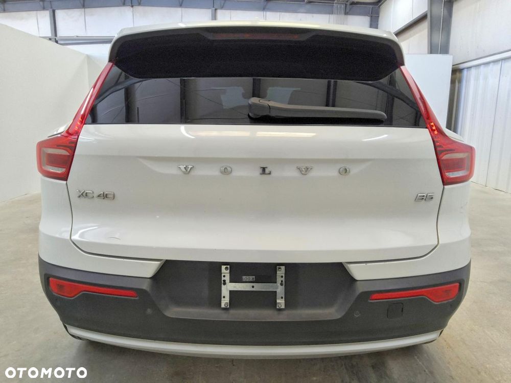 Volvo XC 40 - 6