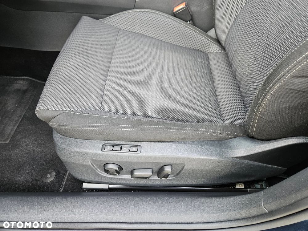 Skoda Superb 2.0 TSI DSG Sportline - 23