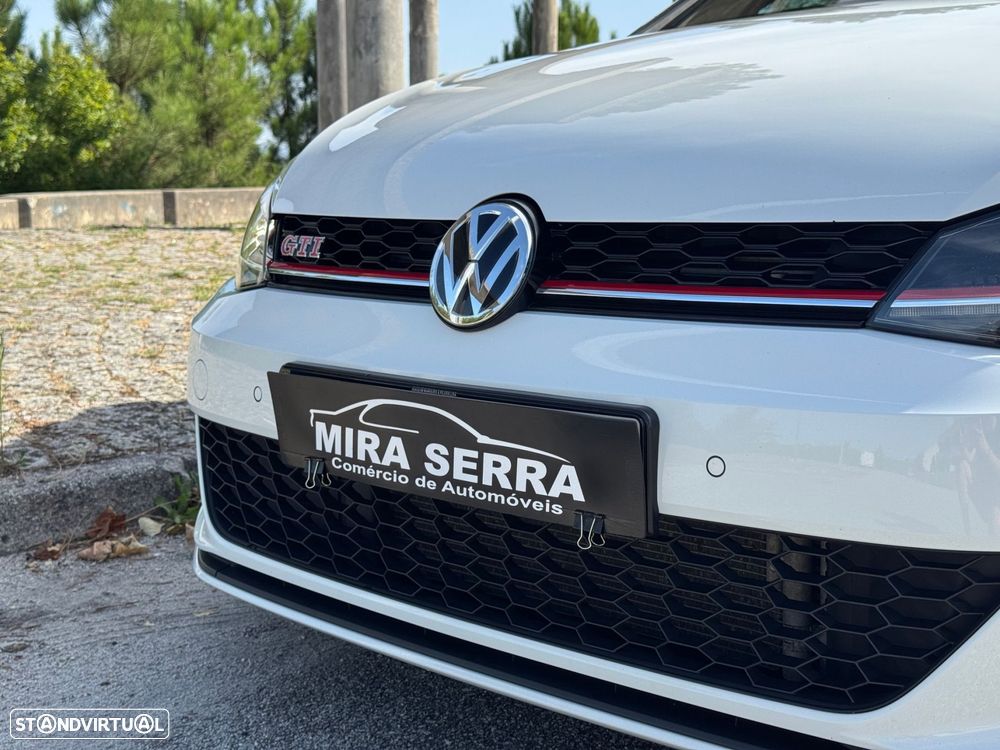 VW Golf 2.0 TSI GTI DSG Performance - 52