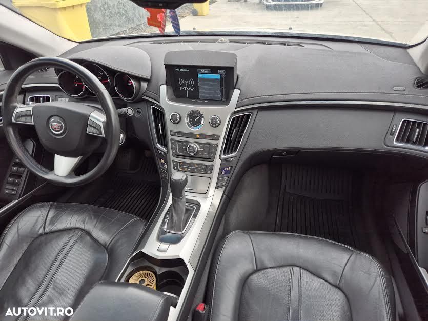 Cadillac CTS - 5