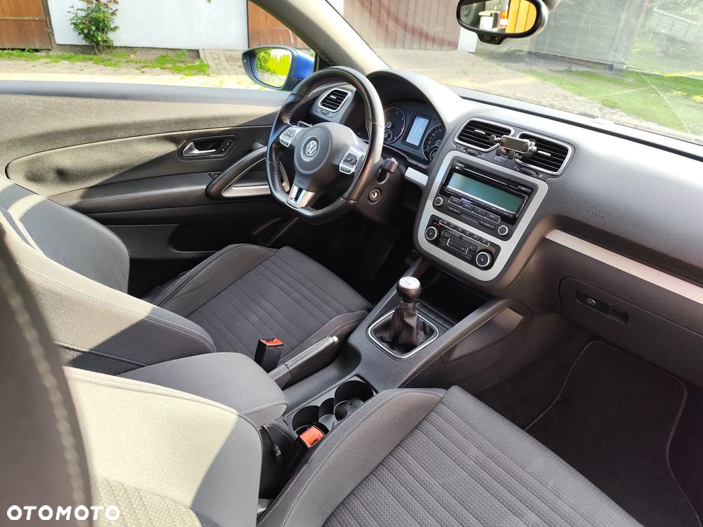Volkswagen Scirocco 2.0 TDI - 12