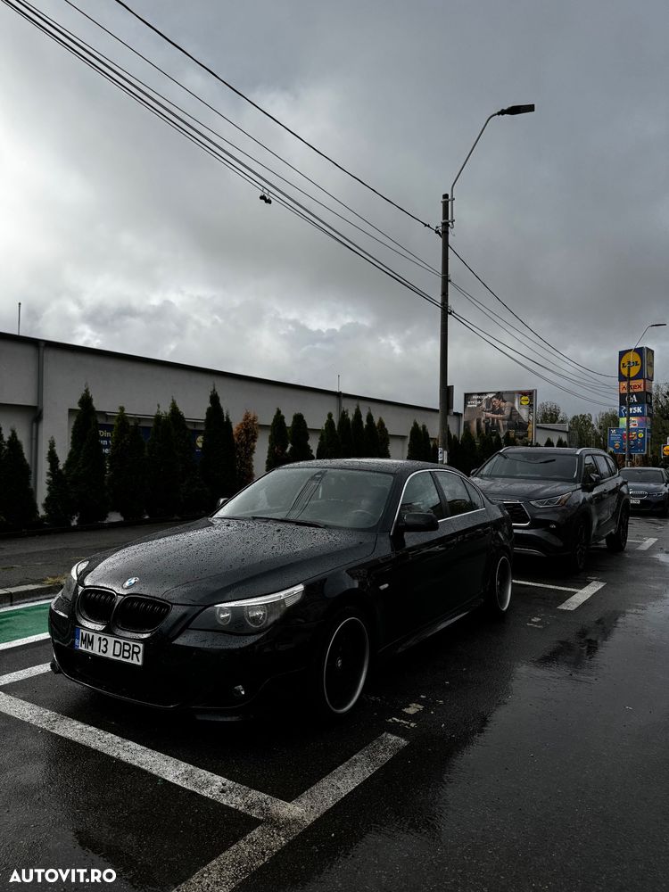 BMW Seria 5 2005 photo 4
