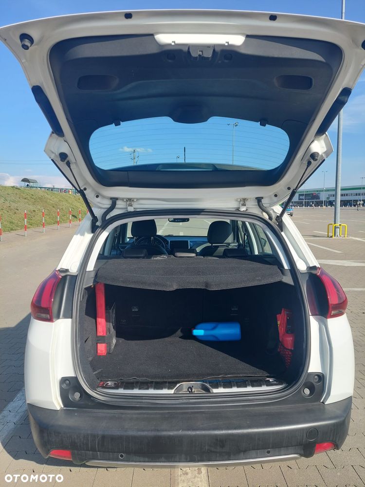 Peugeot 2008 PureTech 82 ETG5 STOP&START Allure - 16