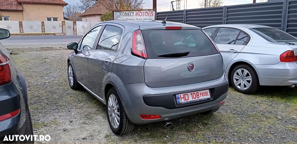 Fiat Grande Punto 1.4 16V Emotion - 3