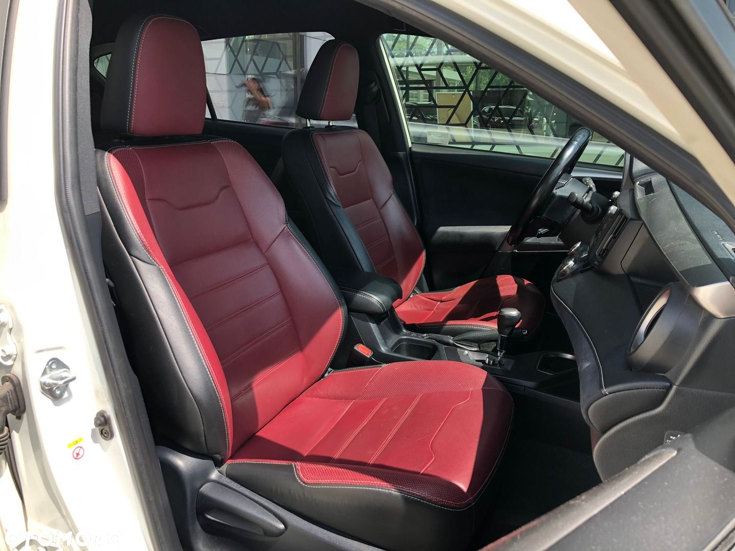 Toyota RAV4 - 26