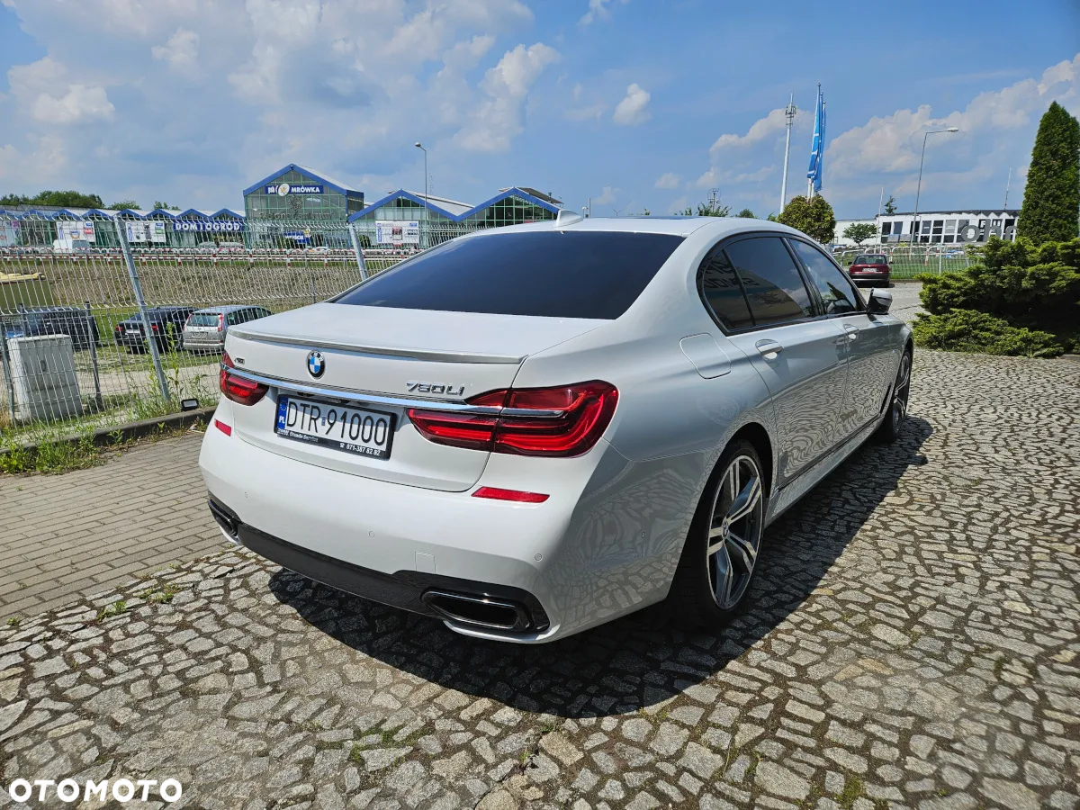 BMW Seria 7 750Li xDrive Edition Exclusive - 3