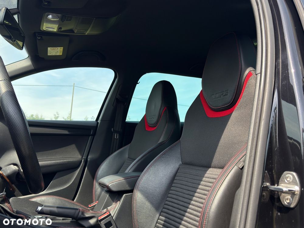 Skoda Octavia 2.0 TDI RS DSG - 15