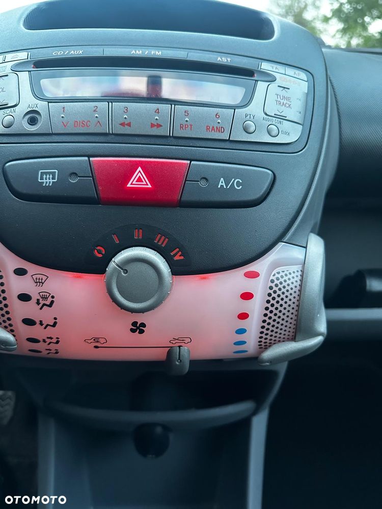 Toyota Aygo CoolBlue - 13