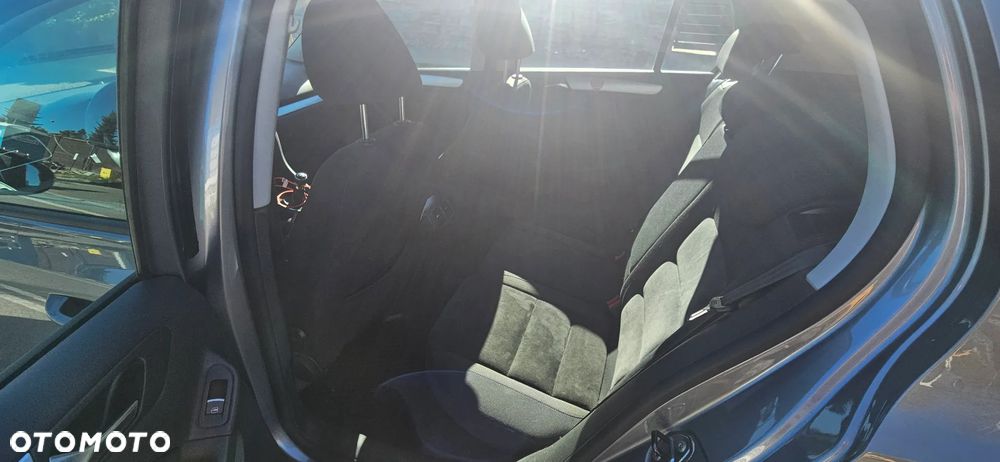 Volkswagen Golf 1.4 TSI Highline - 10