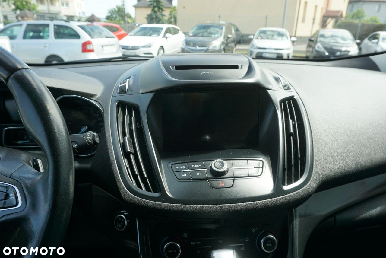Ford Kuga - 19