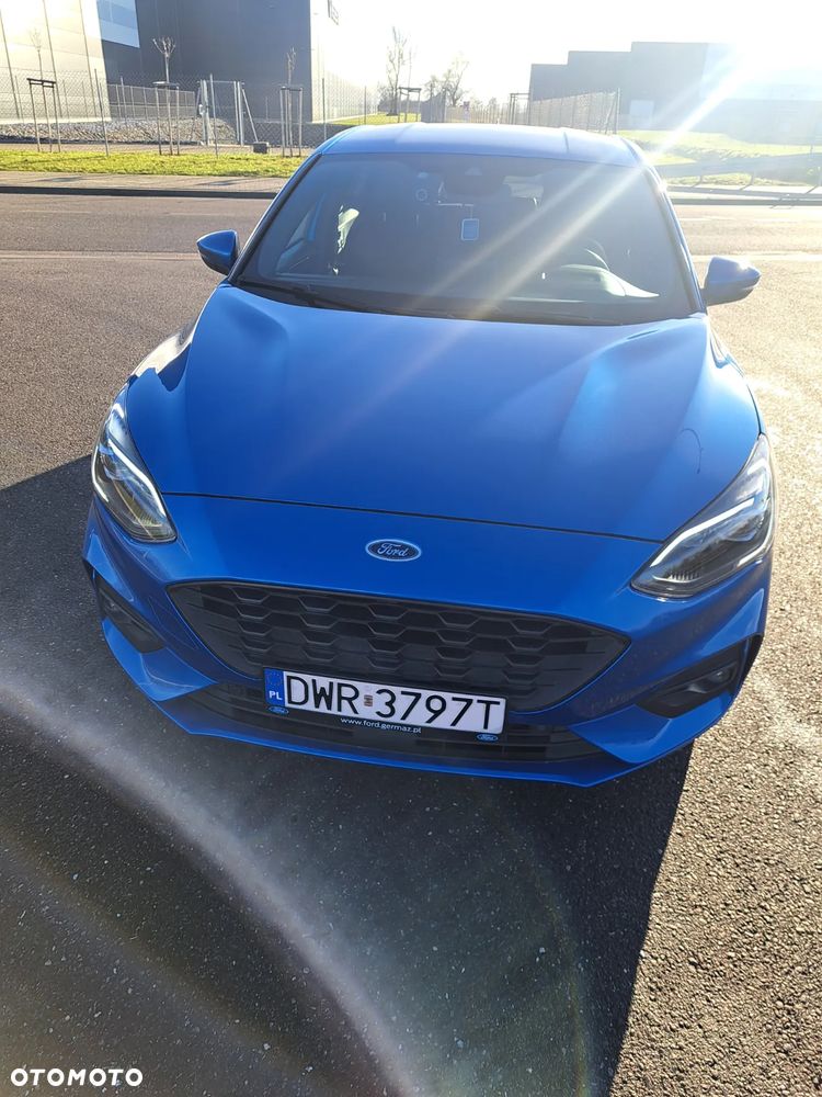 Ford Focus 1.0 EcoBoost Hybrid ST-LINE DESIGN - 9