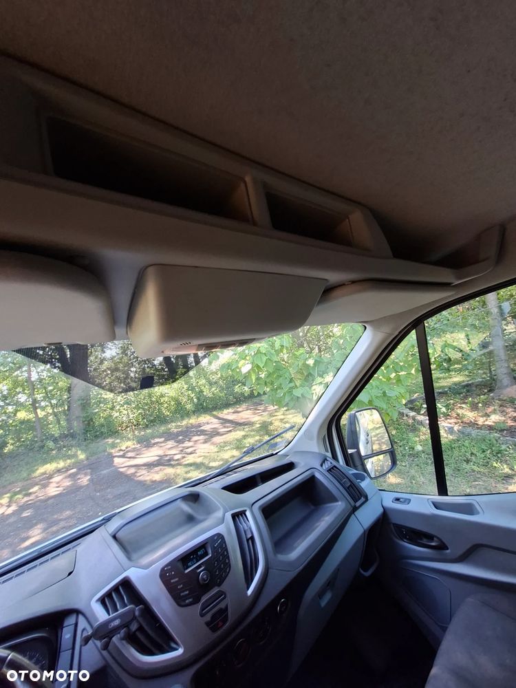 Ford Transit - 20
