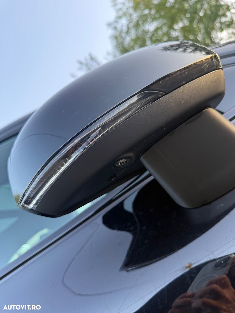 Volvo S60 B5 MHEV AT AWD Ultimate Dark - 15