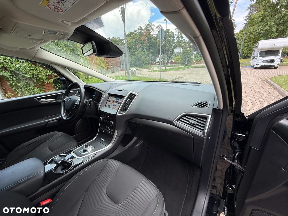 Ford S-Max - 25