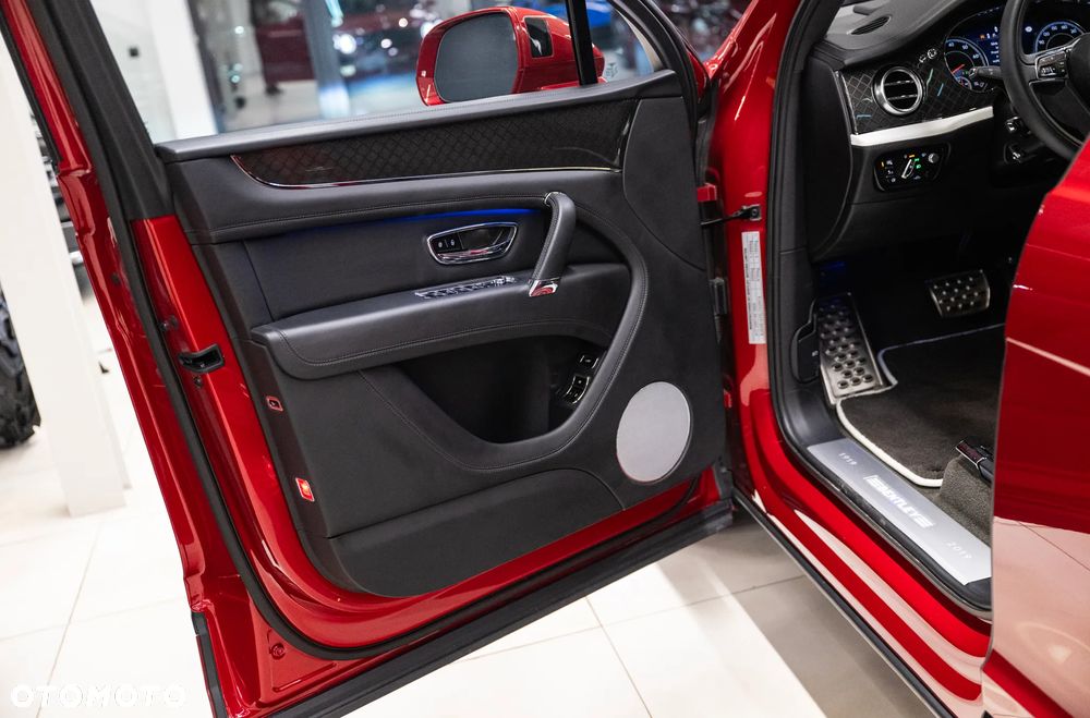 Bentley Bentayga - 10