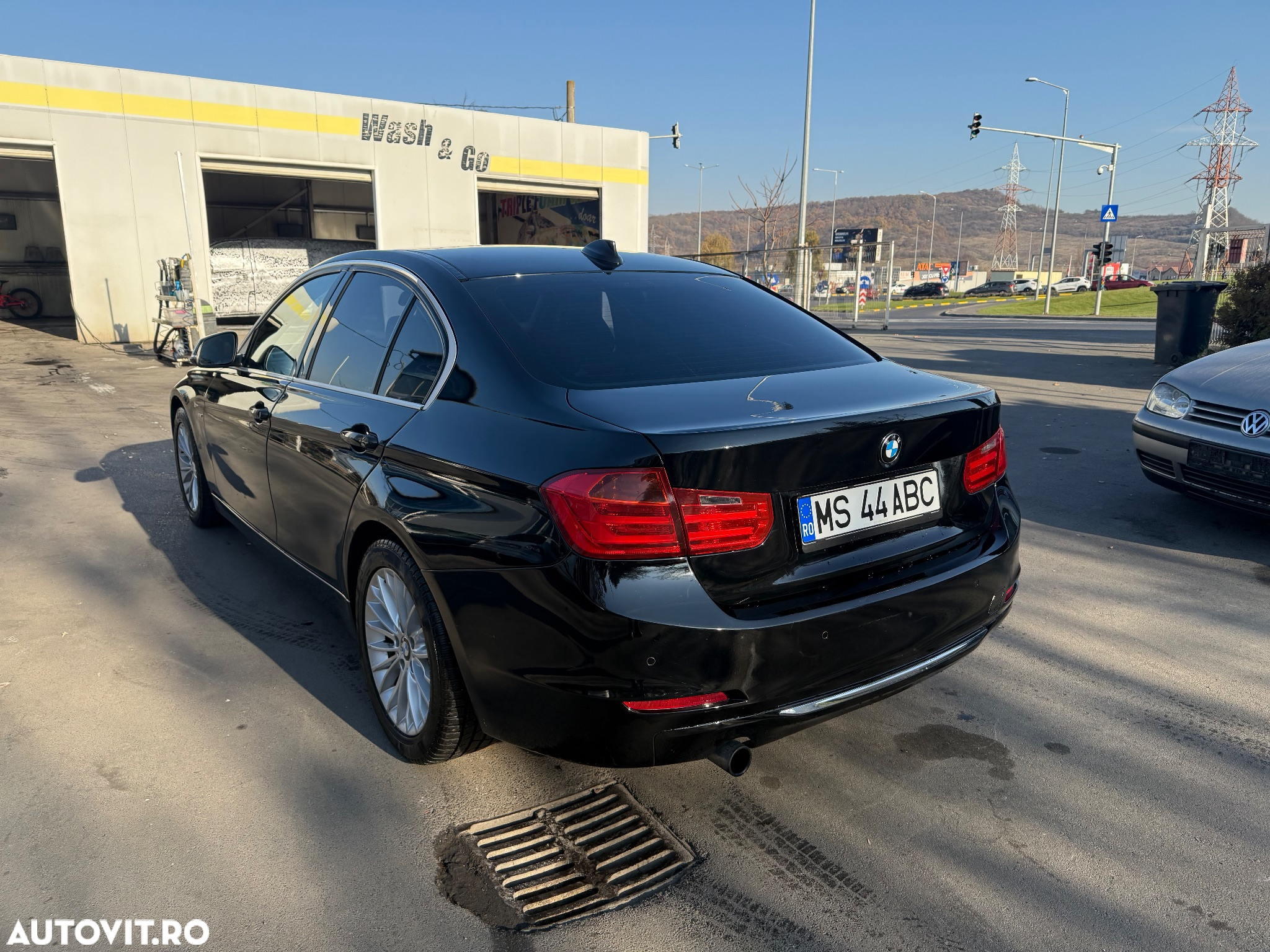 BMW Seria 3 318d Aut. Blue Performance Luxury Line - 4