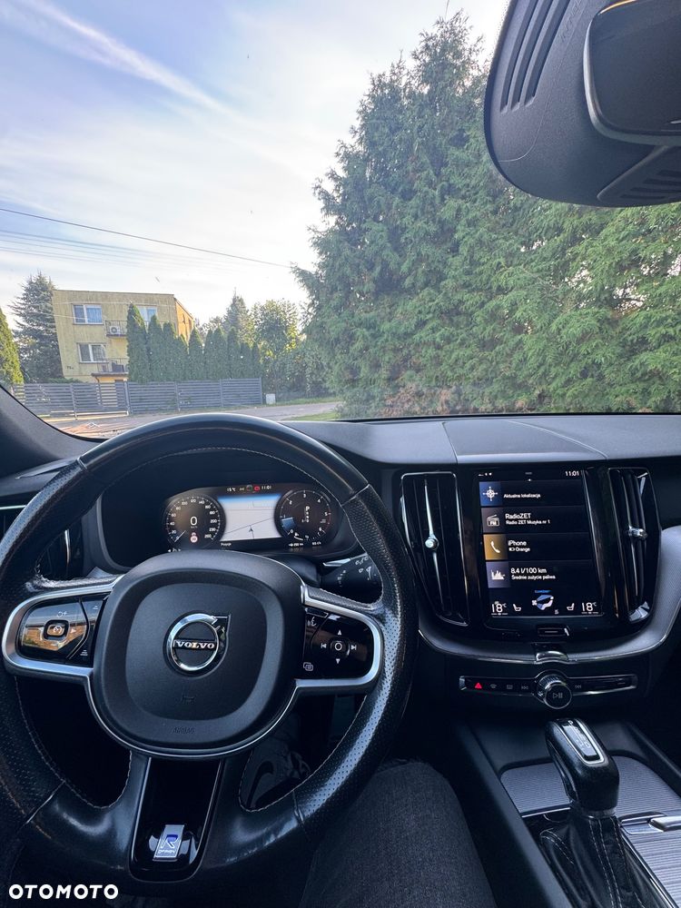 Volvo XC 60 D4 AWD R-Design - 23