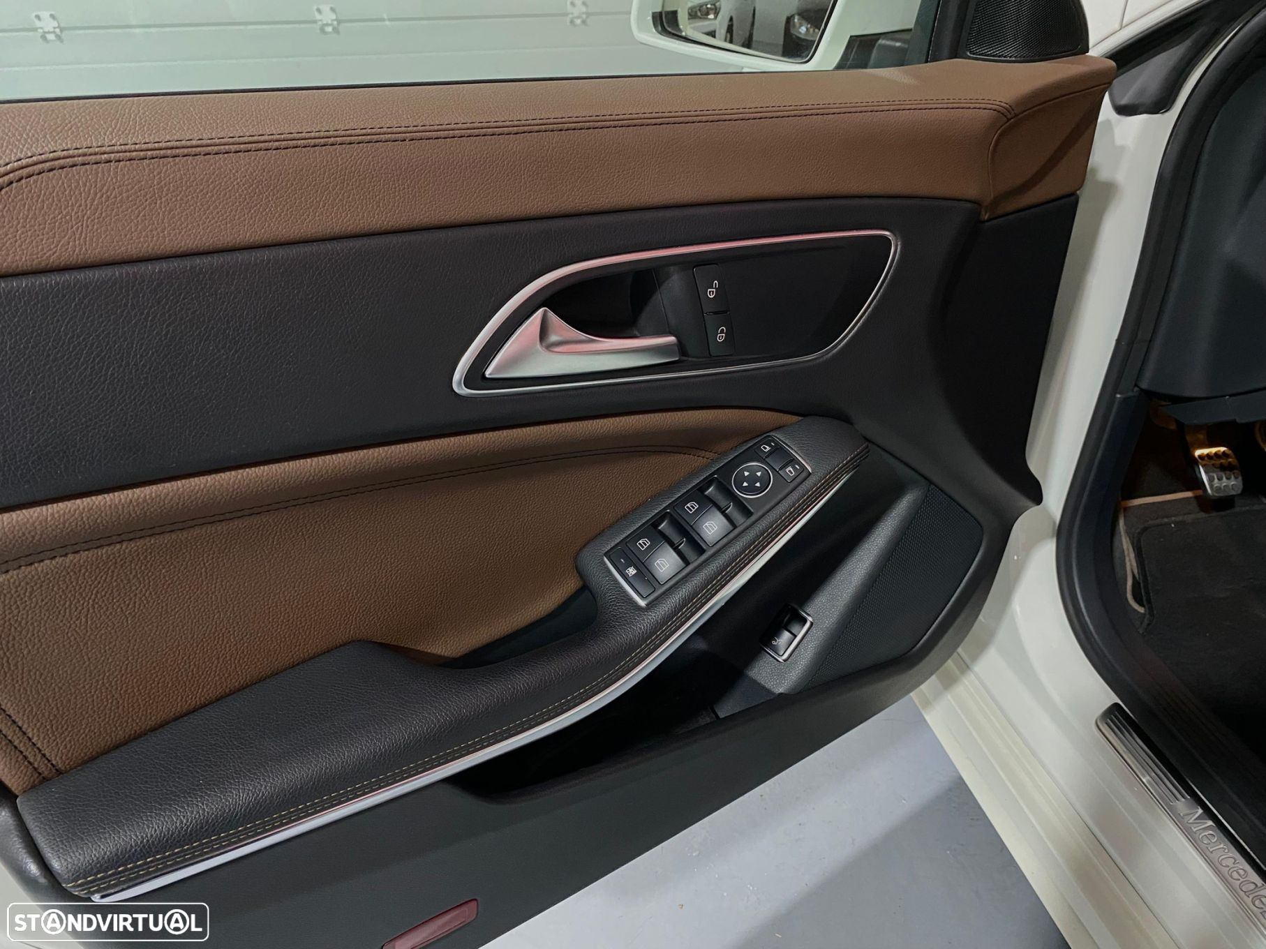 Mercedes-Benz CLA 200 - 23