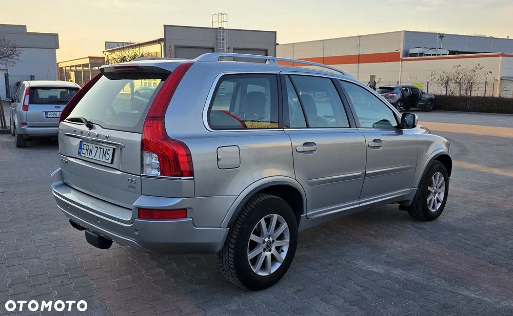 Volvo XC 90 D5 AWD Summum - 4