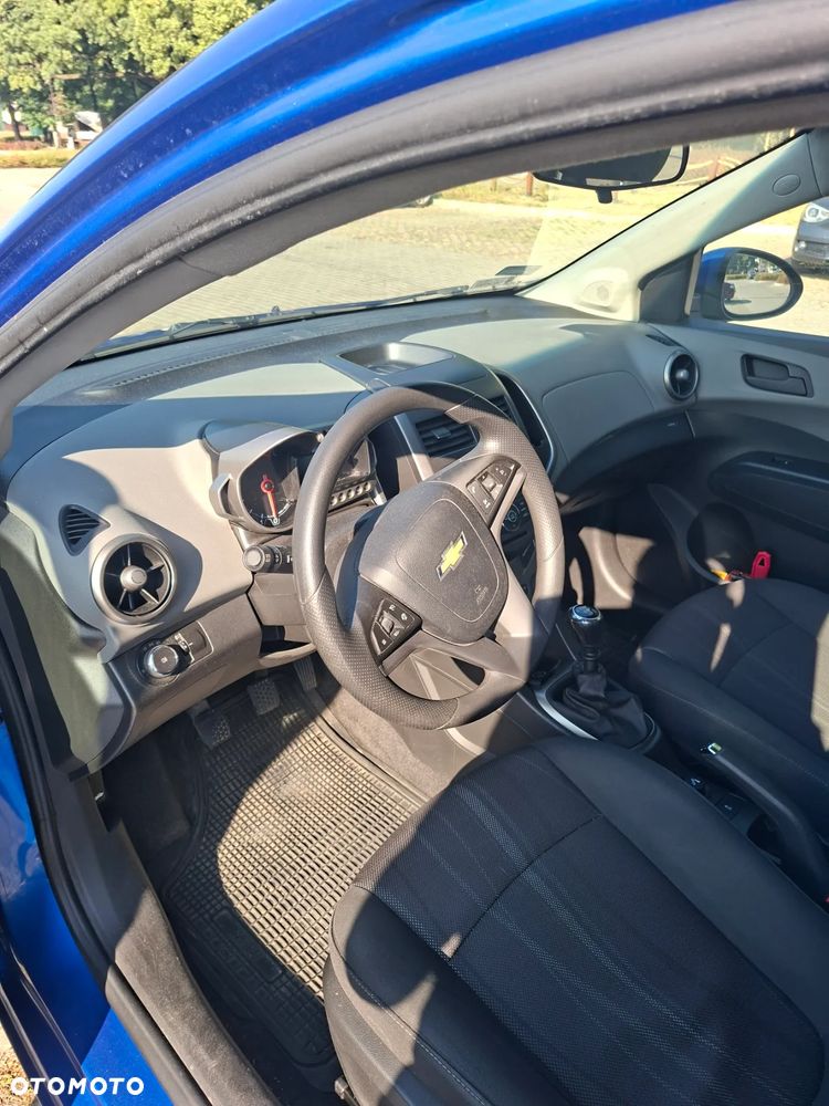 Chevrolet Aveo 1.2 LT - 7