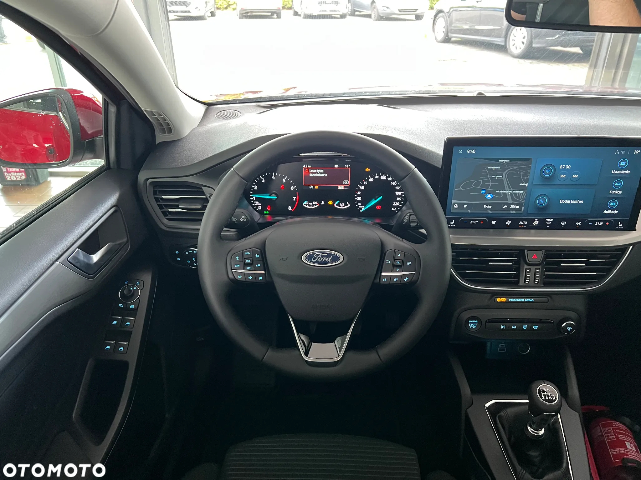 Ford Focus 1.0 EcoBoost Titanium Style - 34