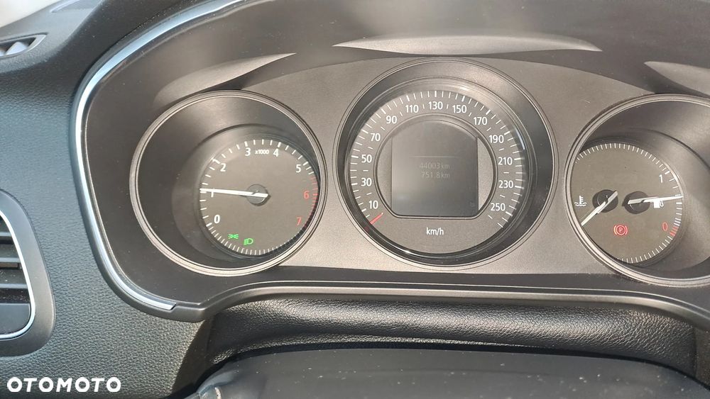 Renault Megane 1.6 SCe Life - 6