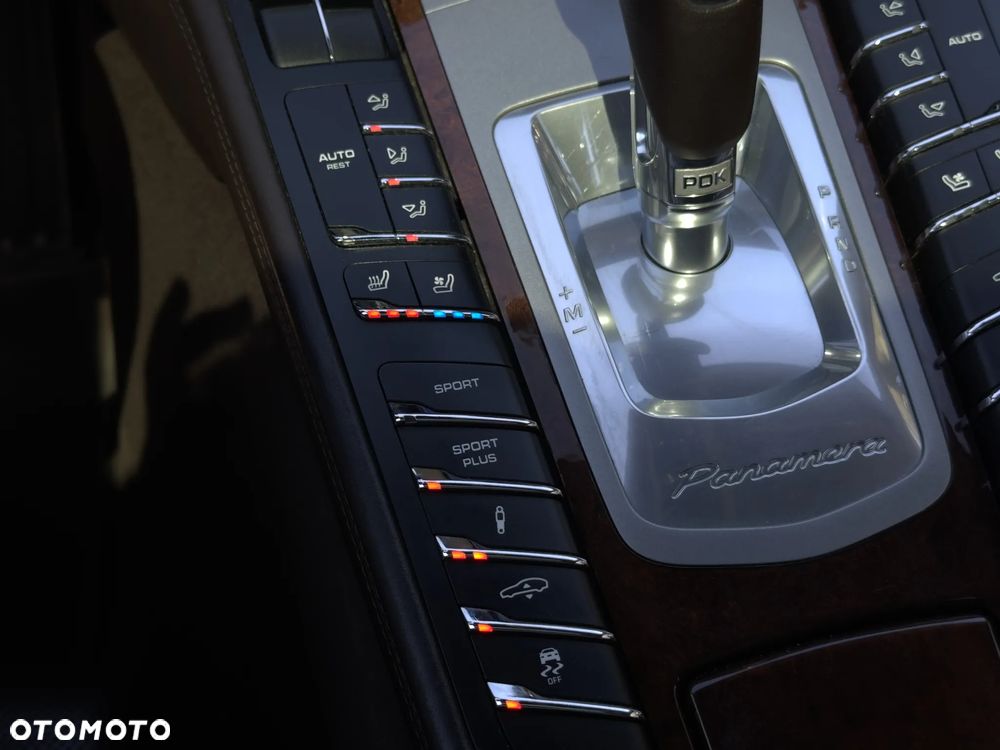 Porsche Panamera - 6