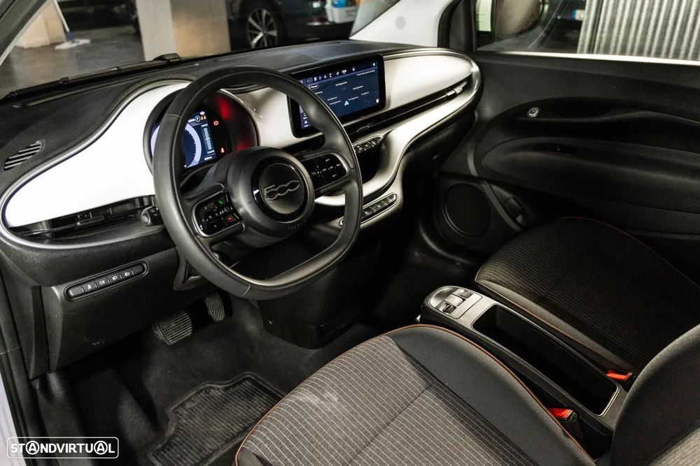 Fiat 500e 42 kWh Icon - 18