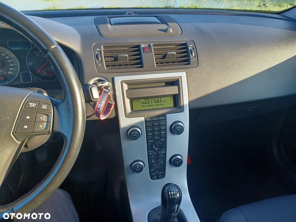 Volvo V50 D3 - 13