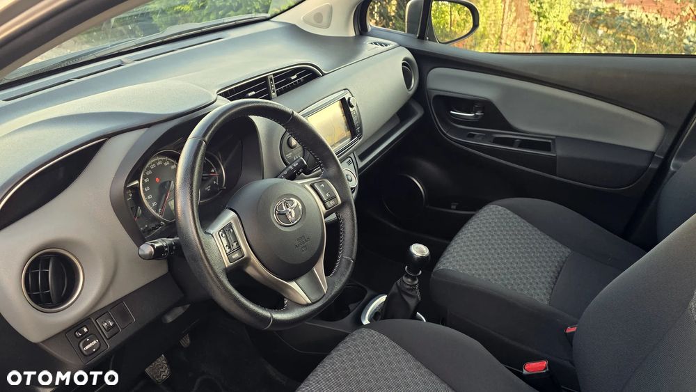 Toyota Yaris 1.33 Premium - 10