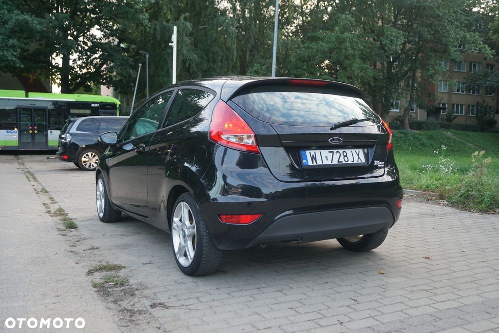 Ford Fiesta - 4