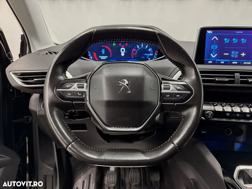 Peugeot 3008 1.2 PureTech S&S BVM6 Active - 22