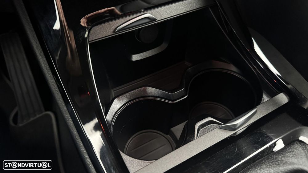 BMW X1 16 d sDrive Line xLine - 26