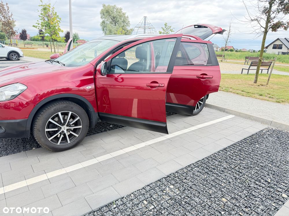 Nissan Qashqai+2 2.0 4x4 Tekna CVT - 2