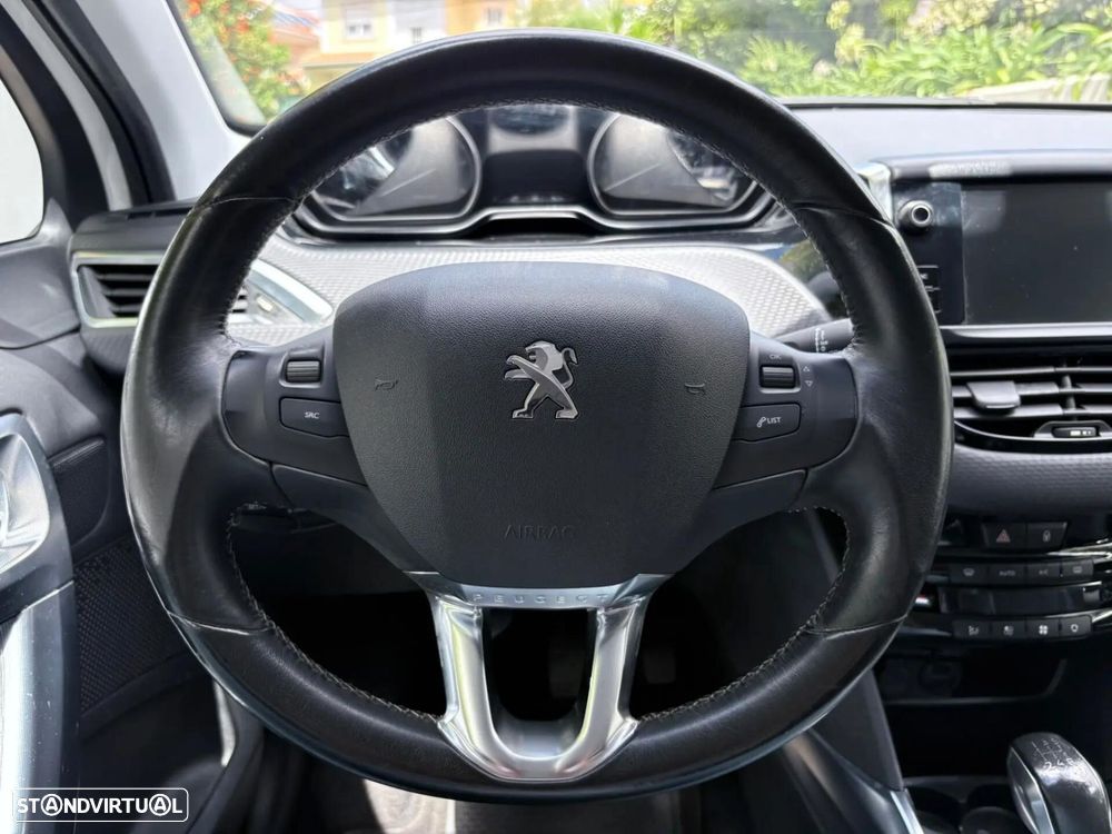 Peugeot 2008 1.6 e-HDi Allure - 38